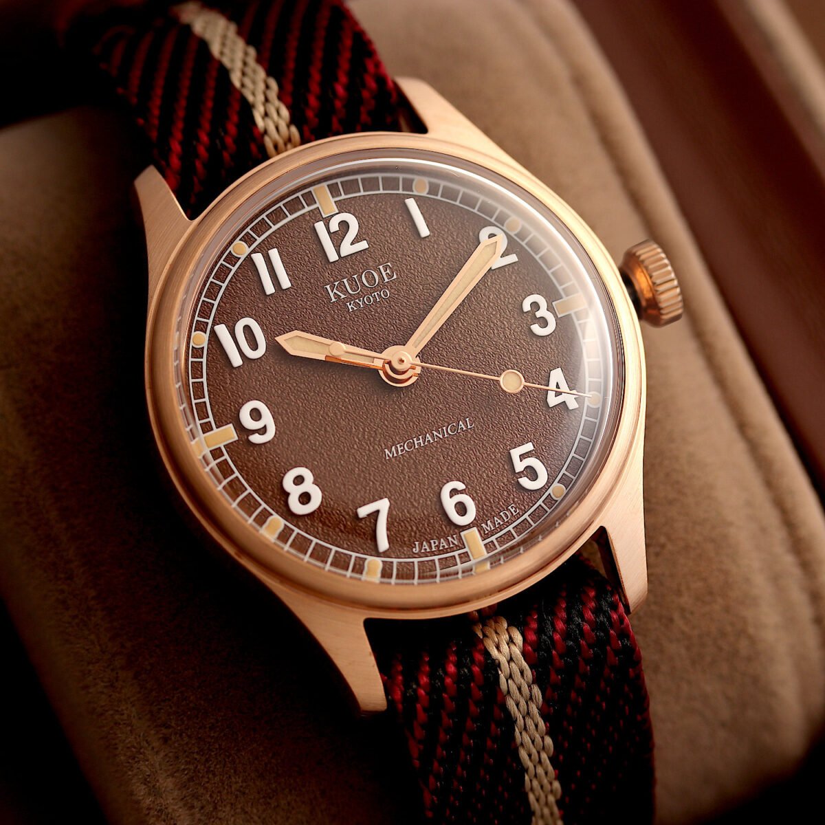 OLD SMITH 90-002 38mm Bronze Case Brown Dial RedBeige Close Right