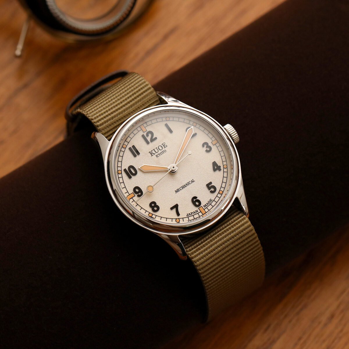 KUOE Old Smith 90-002 Large 38mm automatic no-date watch khaki strap