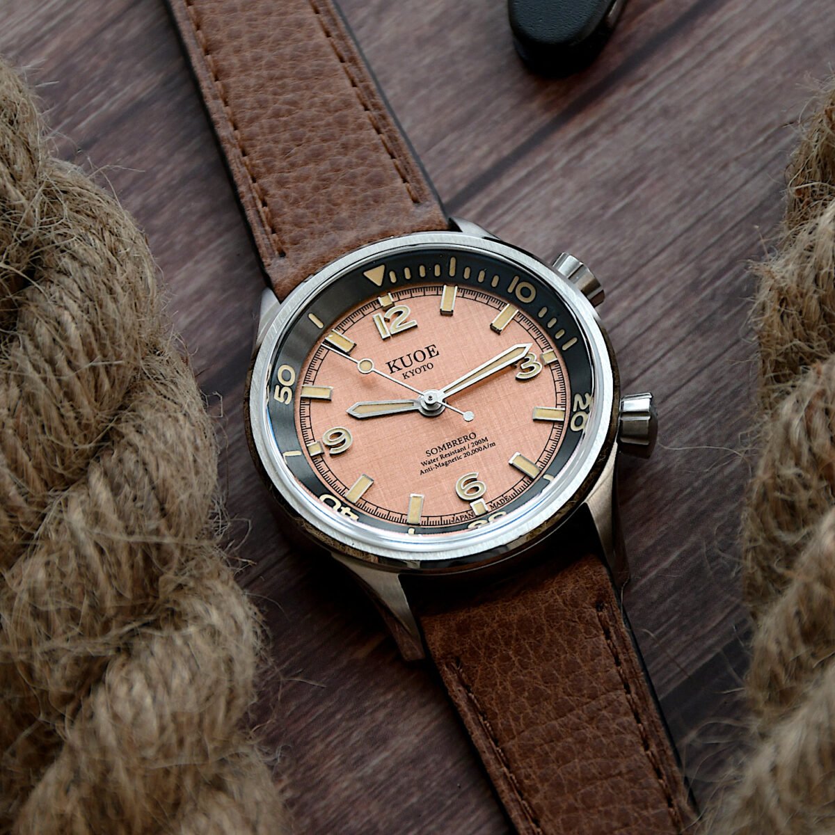 KUOE SOMBRERO 90-011 Salmon Pink linen textured dial Miyota 9039 20 BAR with leather strap shot