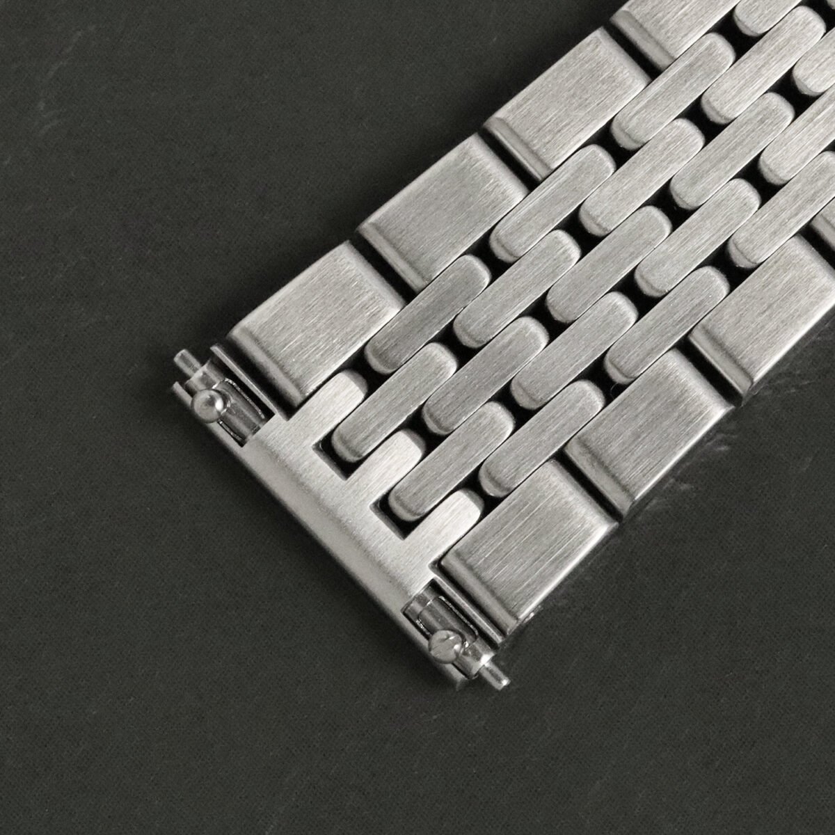 ROYAL SMITH 90-008 Silver / Gold with Stainless Steel Bracelet end link