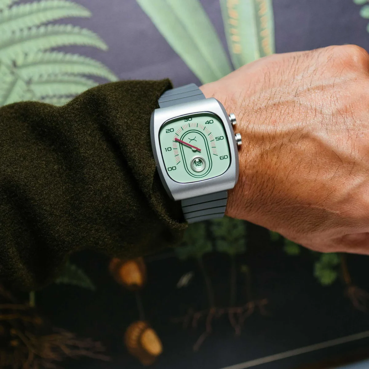 Alternative view of Xeric Retroscope Jump Hour Mint Ruby Quartz Erkek Kol Saati
