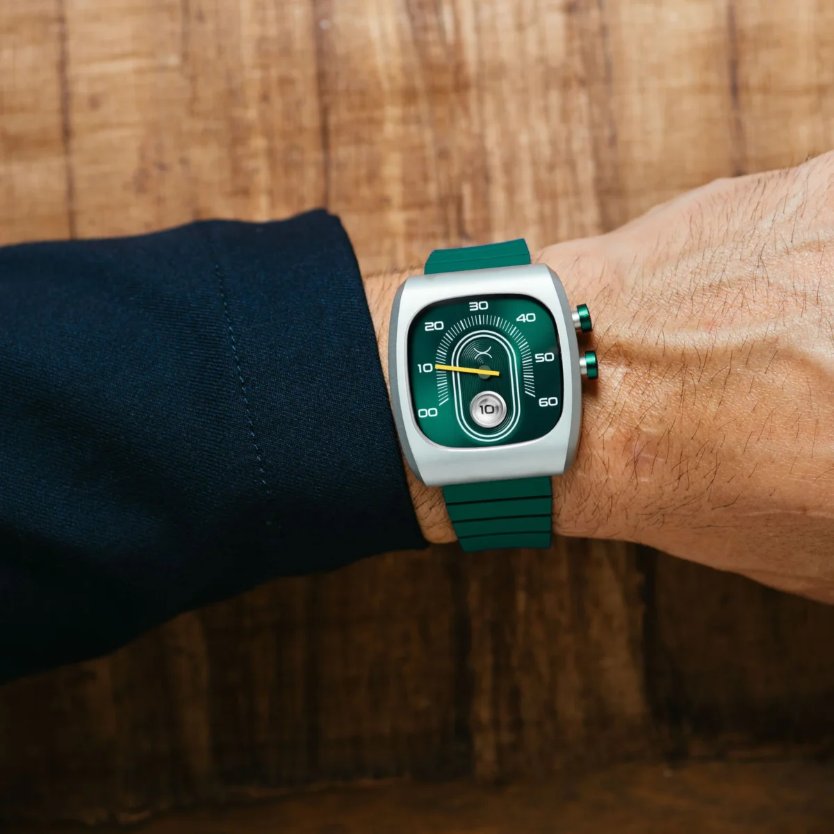 Alternative view of Xeric Retroscope Jump Hour Racing Green Quartz Erkek Kol Saati